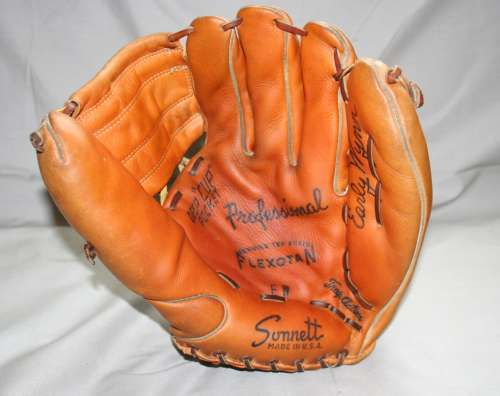 Early Wynn Sonnett EW Front